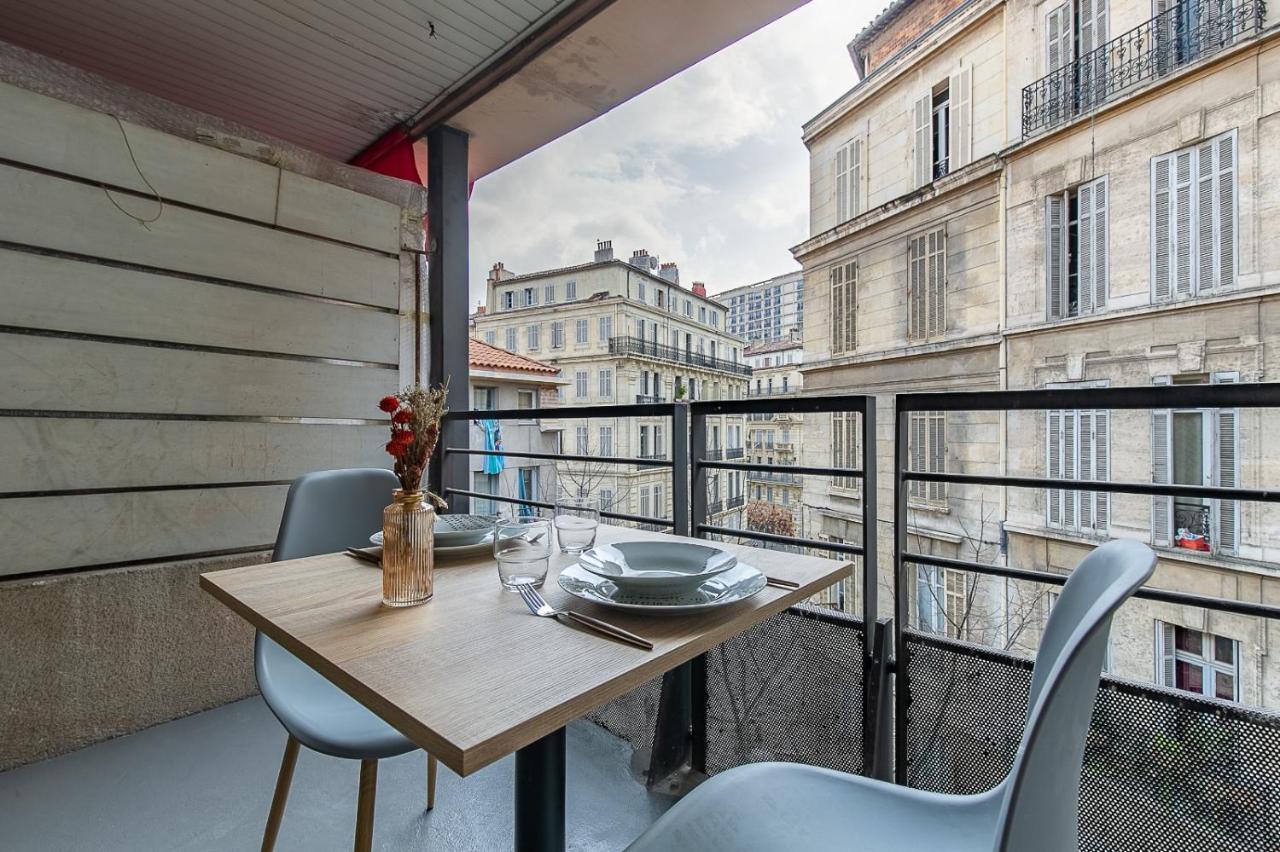 Superbe Loft Entre La Gare Et Vieux Port Apartment Marseille Luaran gambar